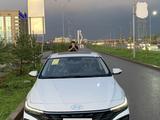 Hyundai Elantra 2024 года за 8 550 000 тг. в Алматы – фото 2