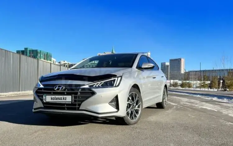 Hyundai Elantra 2019 года за 9 500 000 тг. в Караганда