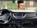 Hyundai Accent 2019 года за 7 000 000 тг. в Актобе – фото 8