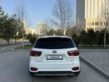 Kia Sorento 2019 года за 15 500 000 тг. в Шымкент – фото 3