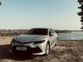 Toyota Camry 2021 года за 14 000 000 тг. в Семей