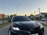 Toyota Camry 2020 года за 10 000 000 тг. в Актобе
