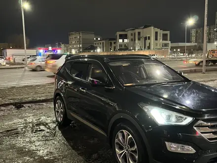 Hyundai Santa Fe 2012 года за 10 000 000 тг. в Астана – фото 21