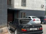 Mercedes-Benz E 260 1992 года за 800 000 тг. в Балхаш