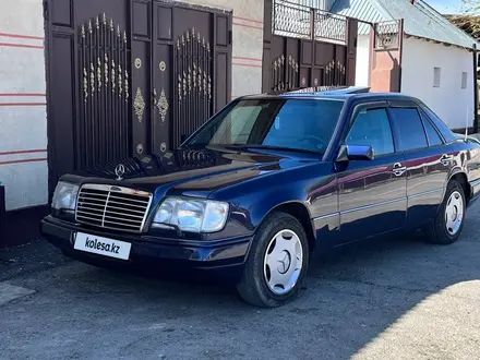 Mercedes-Benz E 280 1995 года за 3 400 000 тг. в Шымкент – фото 2