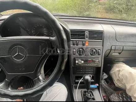 Mercedes-Benz C 220 1994 года за 1 500 000 тг. в Алматы – фото 4