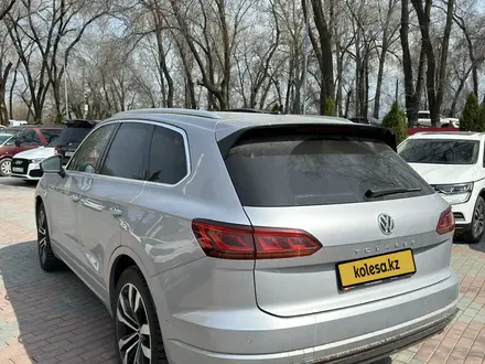 Volkswagen Touareg 2020 года за 34 588 000 тг. в Алматы – фото 3