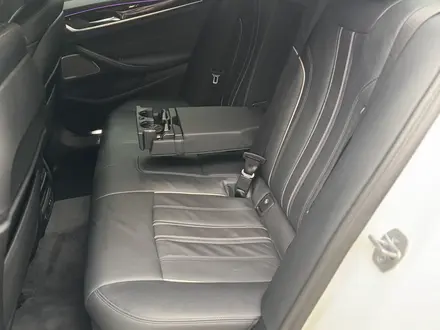 BMW 550 2022 года за 41 000 000 тг. в Алматы – фото 12