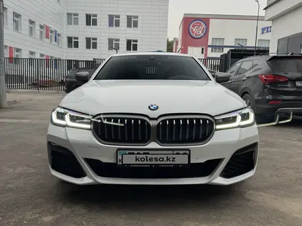 BMW 550 2022 года за 41 000 000 тг. в Алматы – фото 3