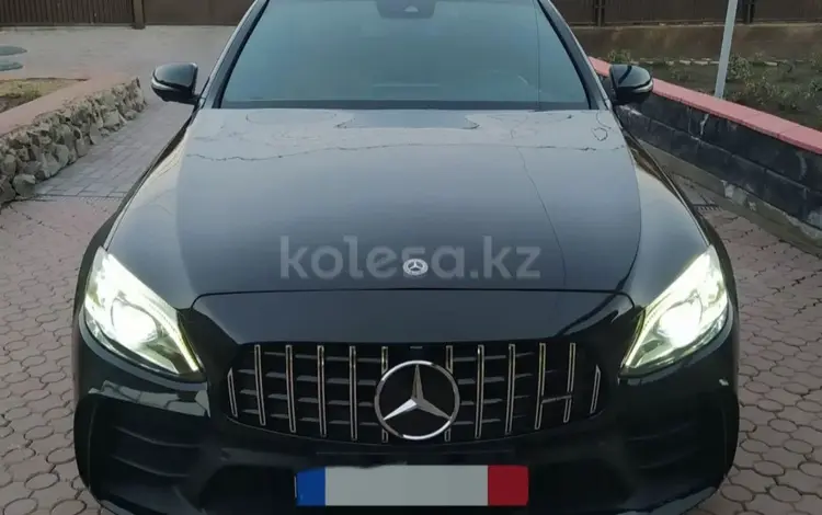 Mercedes-Benz C 200 2019 года за 18 990 000 тг. в Алматы