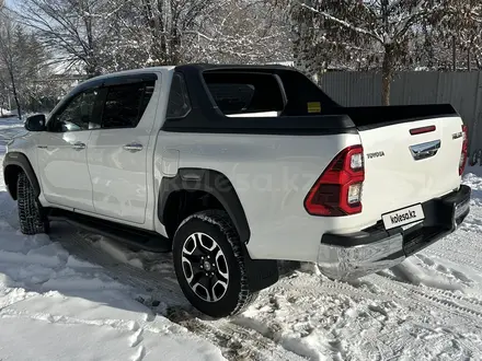 Toyota Hilux 2021 года за 19 500 000 тг. в Алматы – фото 29