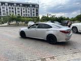 Lexus ES 300h 2013 года за 7 400 000 тг. в Актау – фото 5