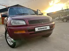 Toyota RAV4, 1997