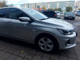 Chevrolet Onix 2023 года за 5 250 000 тг. в Караганда – фото 2