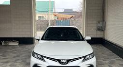 Toyota Camry 2023 года за 17 500 000 тг. в Тараз – фото 2