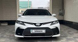 Toyota Camry 2023 года за 17 500 000 тг. в Тараз