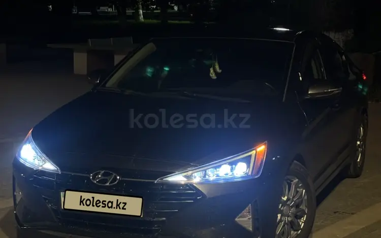 Hyundai Elantra 2020 года за 8 500 000 тг. в Семей