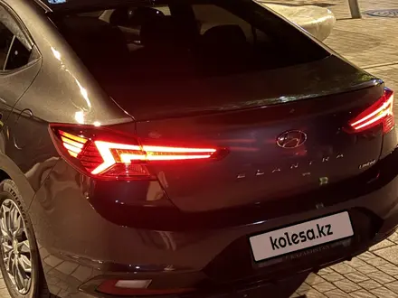 Hyundai Elantra 2020 года за 8 500 000 тг. в Семей – фото 4