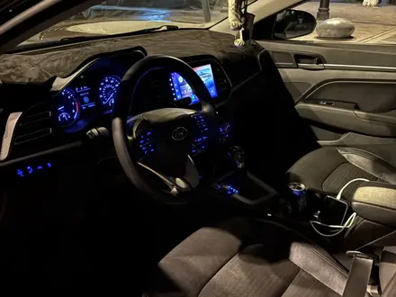Hyundai Elantra 2020 года за 8 500 000 тг. в Семей – фото 7