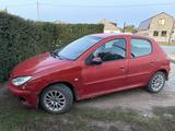 Peugeot 206 2006 годаүшін1 150 000 тг. в Уральск – фото 2
