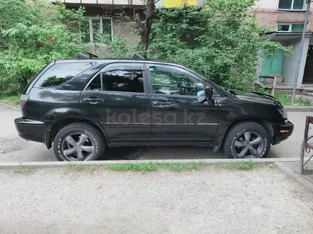 Toyota Harrier 1998 года за 3 900 000 тг. в Алматы – фото 3