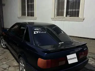 Audi 80