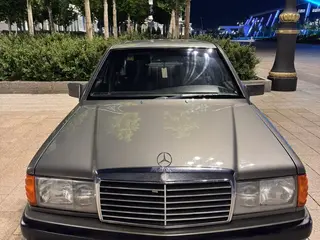 Mercedes-Benz 190