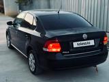 Volkswagen Polo 2015 годаfor5 100 000 тг. в Атырау – фото 4