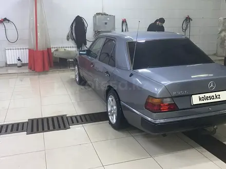 Mercedes-Benz E 230 1990 года за 2 700 000 тг. в Алматы – фото 5