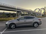 Hyundai Elantra 2019 года за 7 600 000 тг. в Астана – фото 2