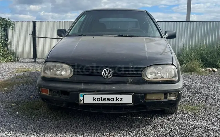 Volkswagen Golf 1994 годаүшін1 200 000 тг. в Актобе