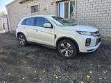 Mitsubishi Outlander Sport 2020 года за 7 800 000 тг. в Актобе – фото 2
