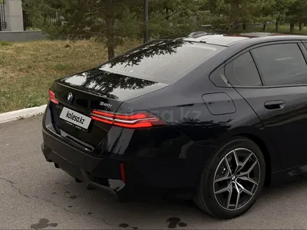 BMW 520 2024 года за 31 000 000 тг. в Астана – фото 10