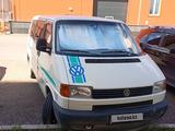 Volkswagen Transporter 1999 годаүшін3 000 000 тг. в Астана