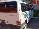 Volkswagen Transporter 1997 годаүшін3 000 000 тг. в Астана – фото 5