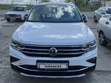 Volkswagen Tiguan 2021 года за 15 000 000 тг. в Уральск