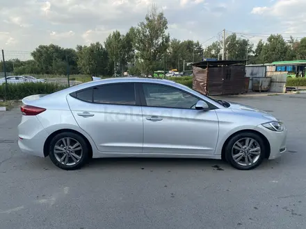 Hyundai Elantra 2018 года за 7 500 000 тг. в Алматы – фото 5