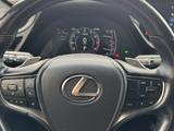 Lexus ES 250 2022 годаүшін20 500 000 тг. в Астана – фото 2