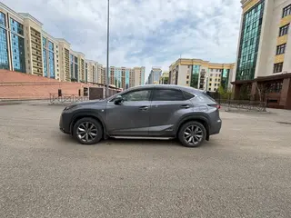 Lexus NX 300h