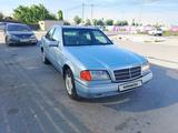 Mercedes-Benz C 200 1995 года за 1 850 000 тг. в Шымкент – фото 4