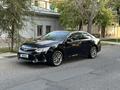 Toyota Camry 2015 годаfor10 500 000 тг. в Шымкент