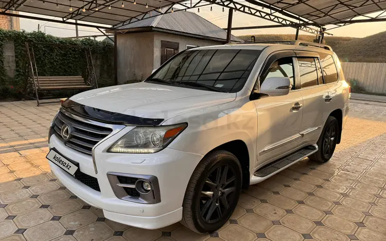 Lexus LX 570 2013 года за 25 000 000 тг. в Алматы