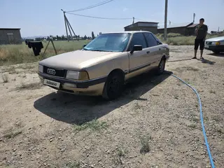 Audi 80