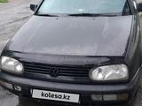 Volkswagen Golf 1994 года за 1 550 000 тг. в Астана