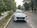 Hyundai Sonata 2023 года за 14 200 000 тг. в Алматы