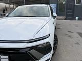 Hyundai Sonata 2025 года за 14 200 000 тг. в Алматы – фото 2