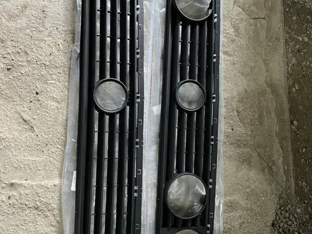 Решетка радиатора — Volkswagen Golf 2 1983-1991үшін7 000 тг. в Алматы