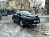 Toyota RAV4 2016 года за 12 000 000 тг. в Караганда