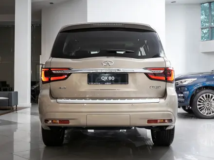 Infiniti QX80 Luxe 2022 года за 53 990 000 тг. в Атырау – фото 5