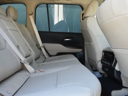 Toyota Land Cruiser Prestige 2022 года за 40 000 000 тг. в Атырау – фото 15